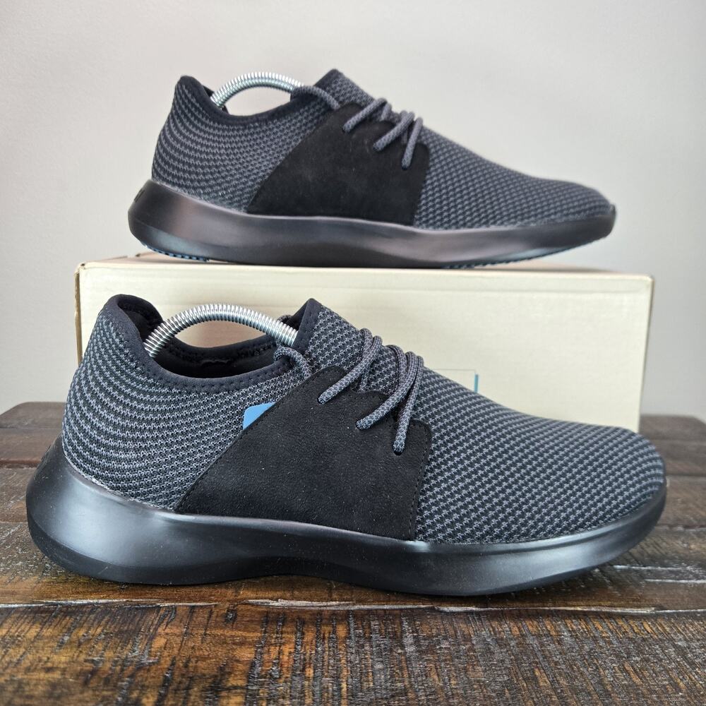 Vessi Everyday Classic Mens Size 11 Waterproof Shoes Sneakers All Black